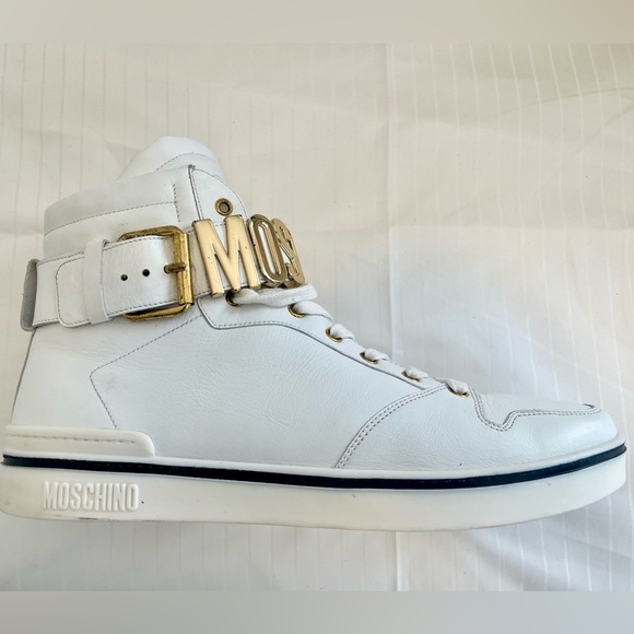 Moschino Men’s luxury sneaker Size 46 - Lightly used with signs of wear. - Picture 4 of 8